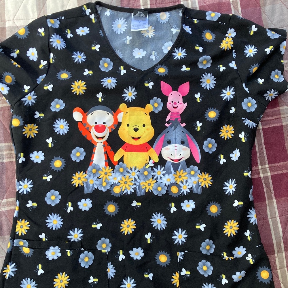 Disney Winnie the Pooh scrub top